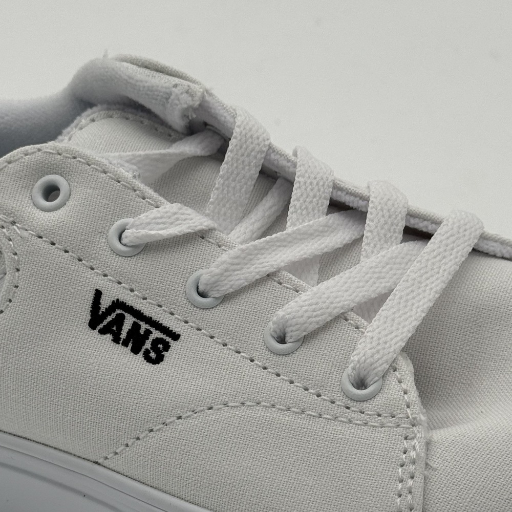Vans Missy Seldan Sneaker SIZE 3 YOUTH White/Black Skateboard Casual Shoe NIB - Picture 7 of 13
